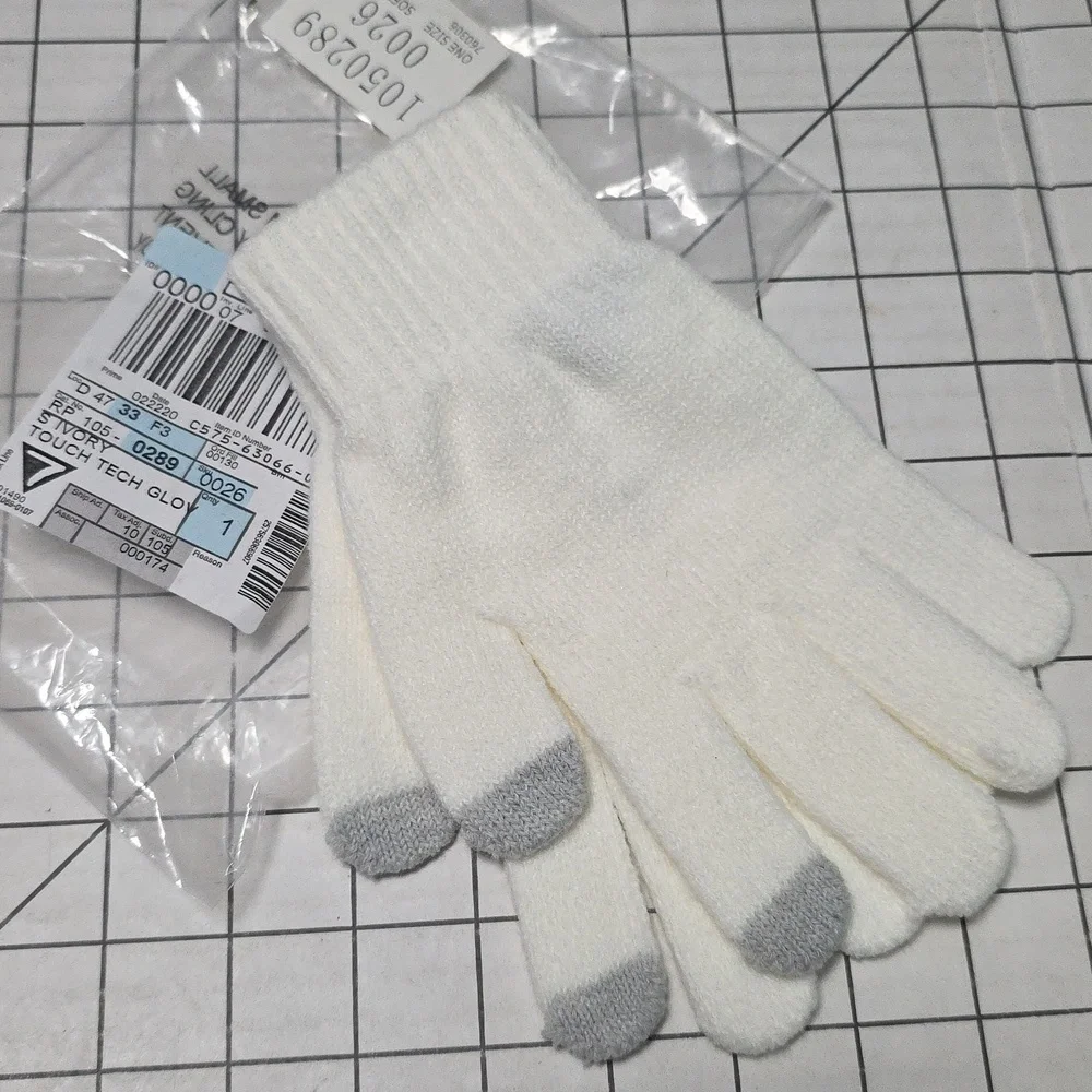 Mixit Ivory and Gray‎ Touch-Tech Gloves, NWT